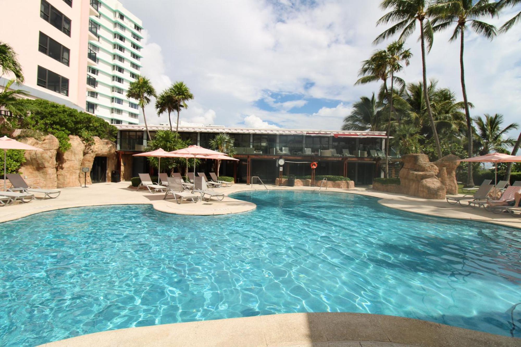 Alexander 1209 Beachfront Condo With 2 Pools , Beach Access, Sauna, Stores ไมอามีบีช ภายนอก รูปภาพ